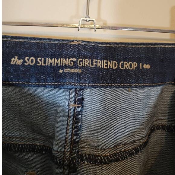 Chico's the So Slimming Girlfriend Cropped Jeans Mid Rise Dark Wash Size 00/2 - Picture 3 of 7